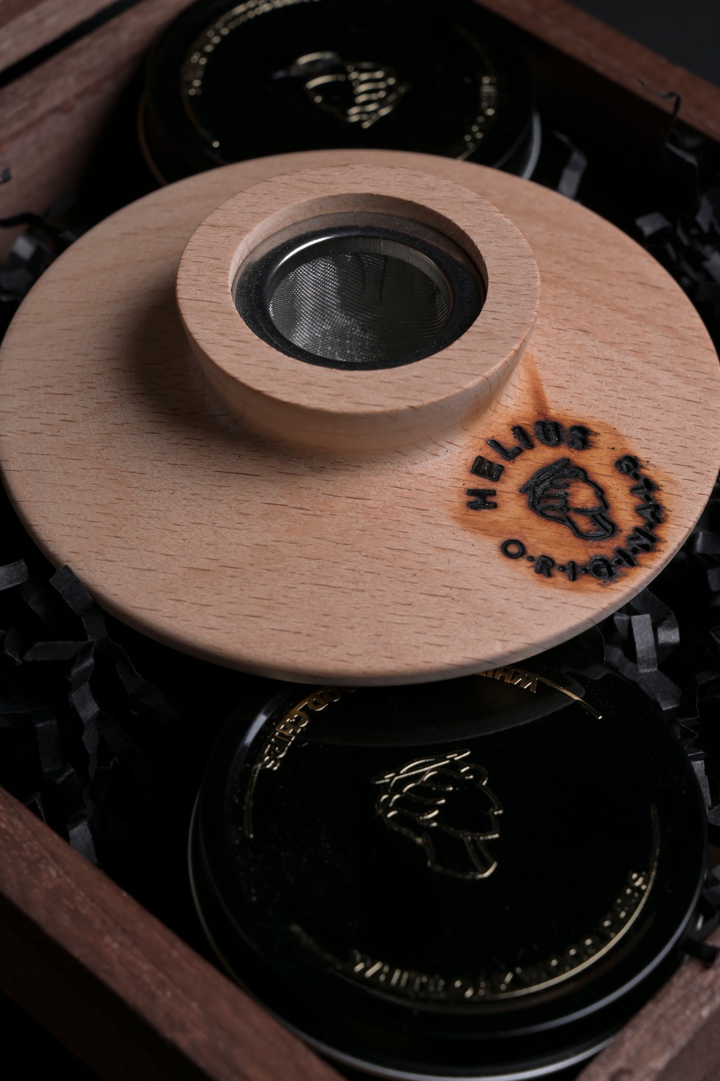 Close-up of the Helius Originals cocktail smoker lid handcrafted from FSC-certified wood, eco-luxury barware for smoking cocktails and culinary creations